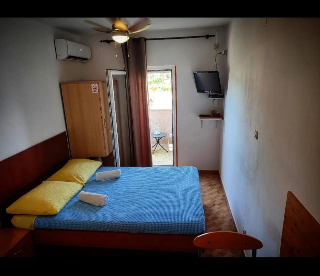 Studio Manora Sućuraj Dış mekan fotoğraf